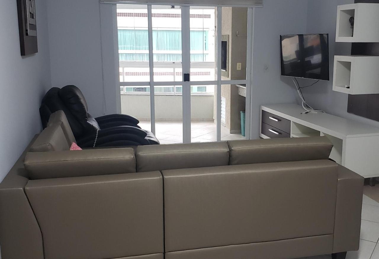Apartamento Confortavel Em Meia Praia - 200 Metros Da Praia Itapema Exterior photo
